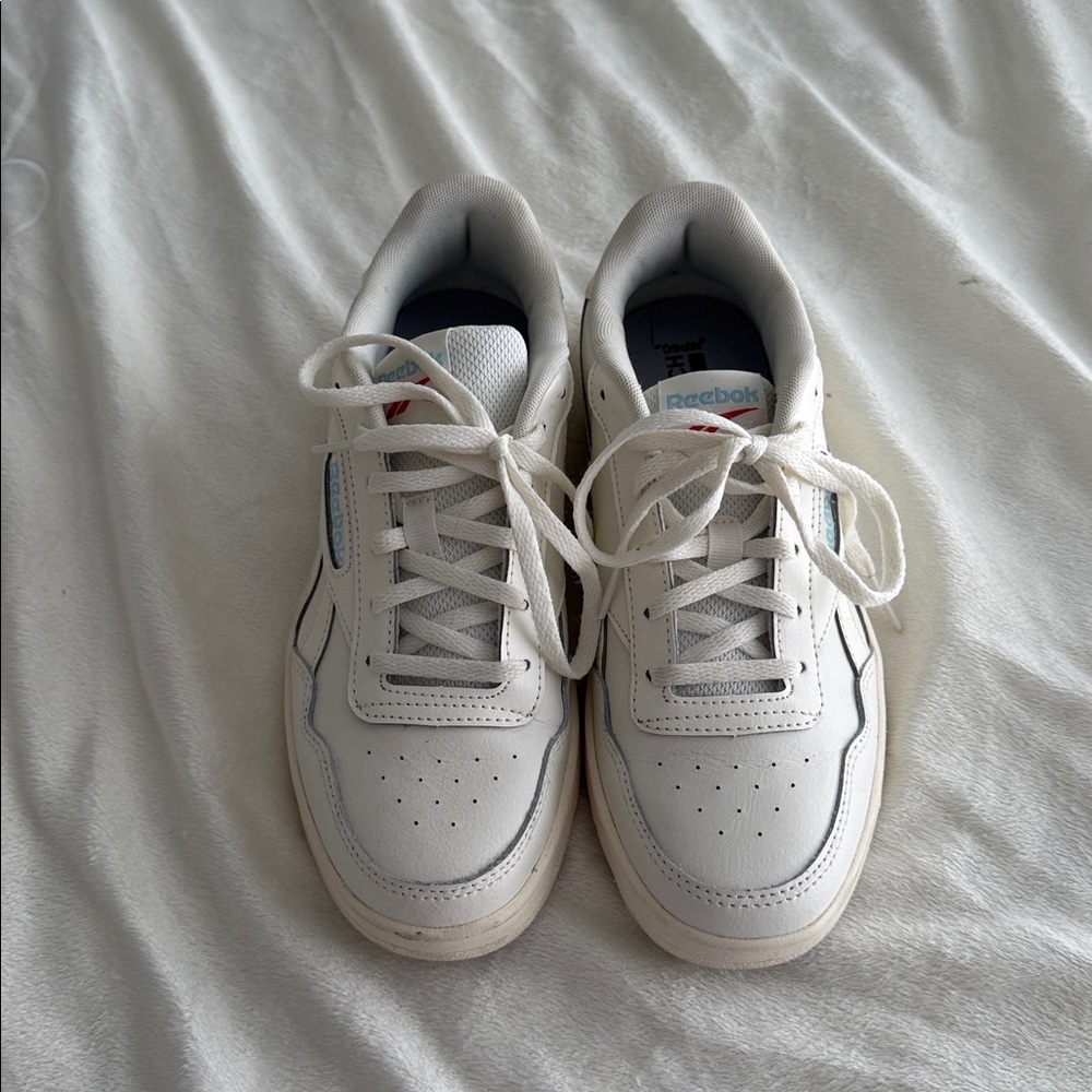 Reebok court advance sneaker - chalk
